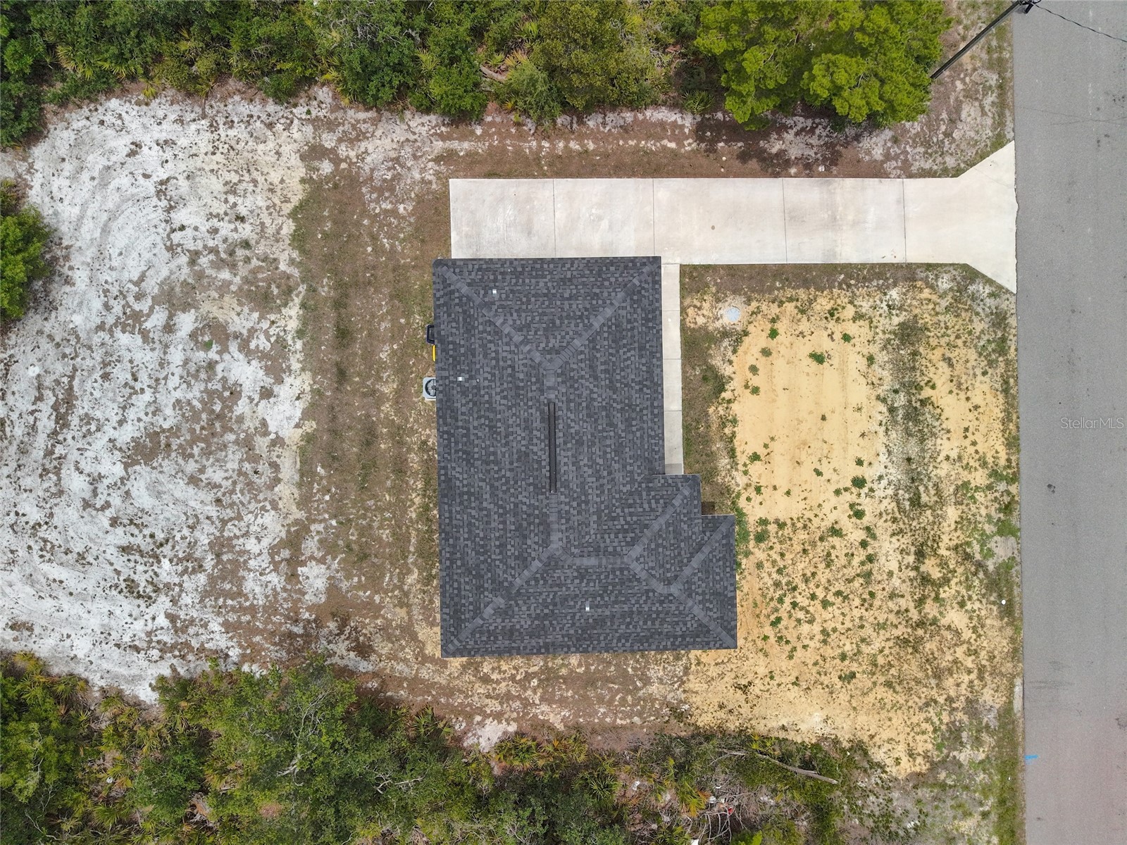 107 Elba Drive NE Lake Placid FL 33852 P4939027 image5