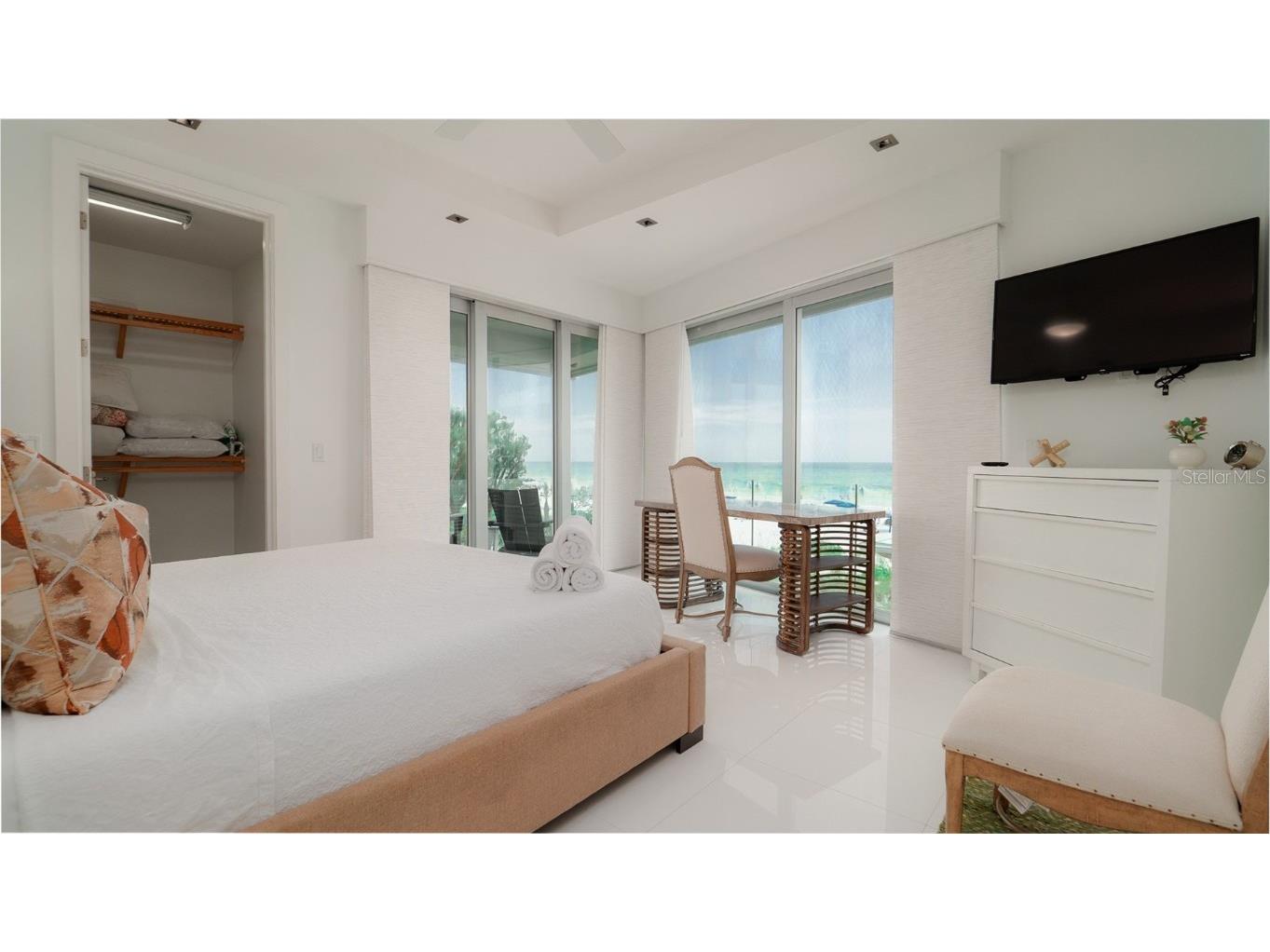 107 Elm Avenue Anna Maria FL 34216 - GULF OF MAXICO A4615677 image17