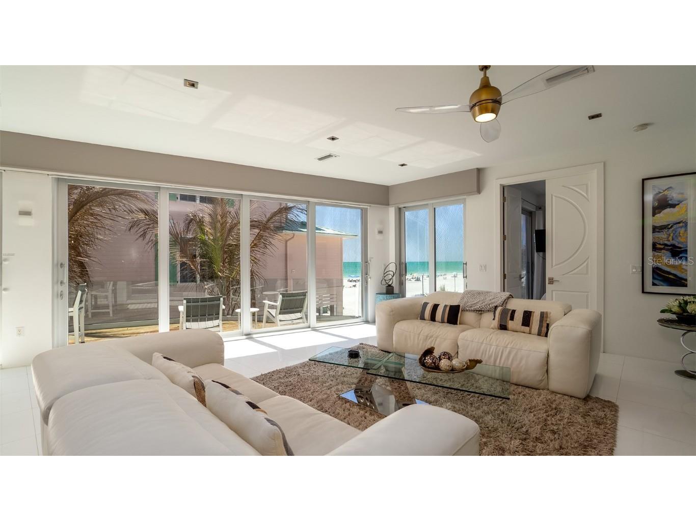 107 Elm Avenue Anna Maria FL 34216 - GULF OF MAXICO A4615677 image3