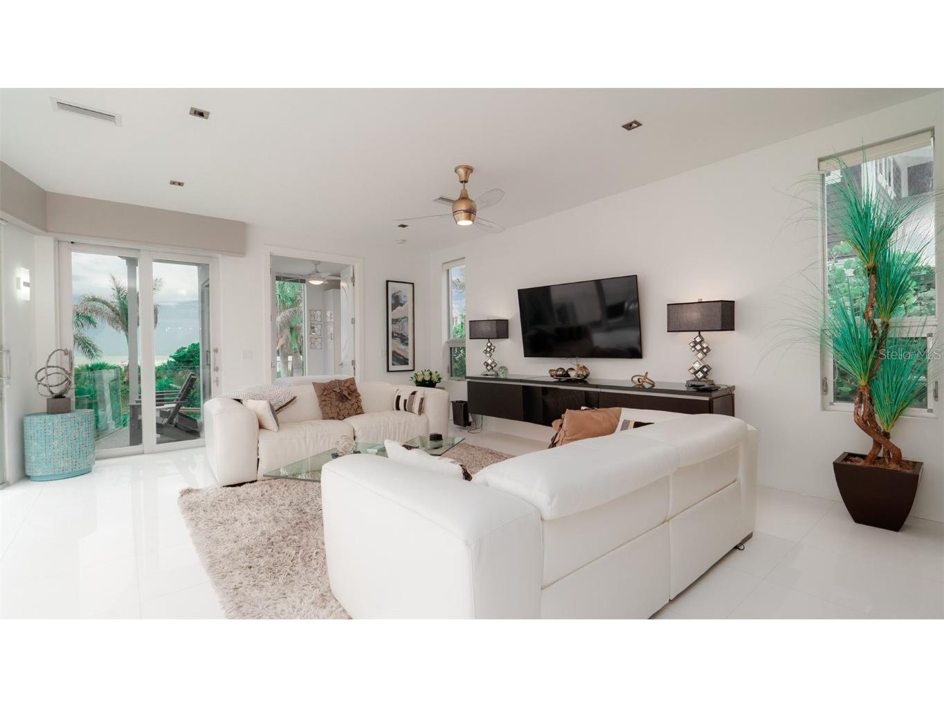 107 Elm Avenue Anna Maria FL 34216 - GULF OF MAXICO A4615677 image7