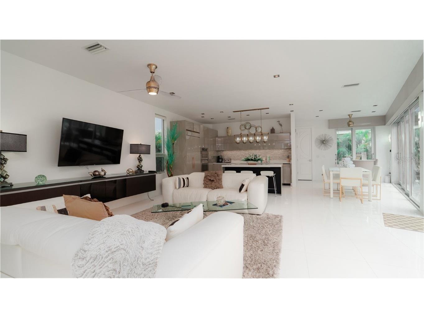 107 Elm Avenue Anna Maria FL 34216 - GULF OF MAXICO A4615677 image8