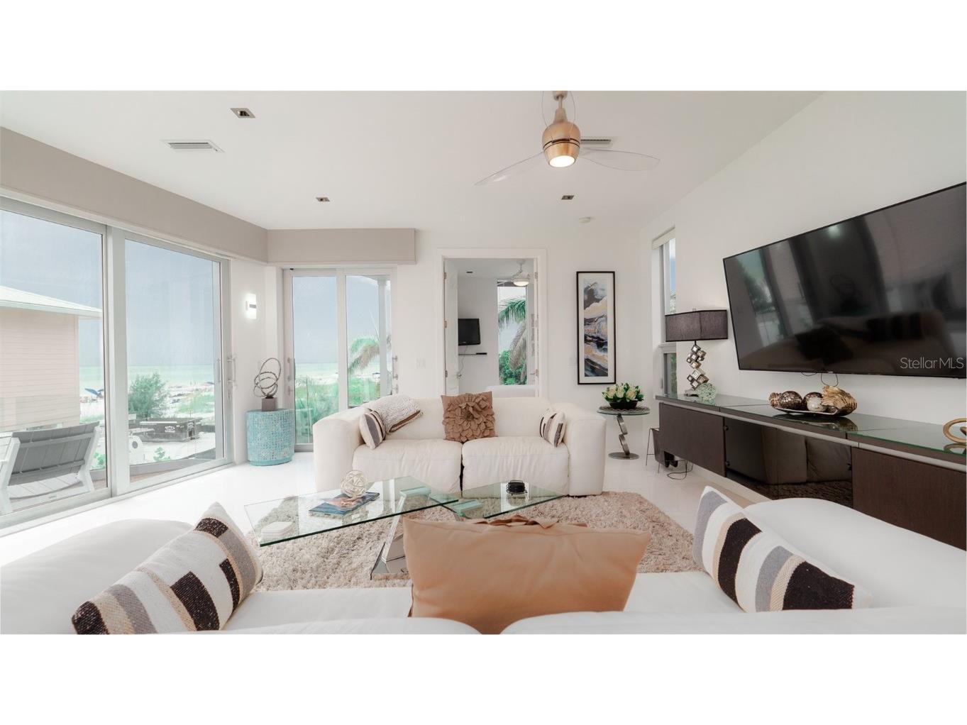 107 Elm Avenue Anna Maria FL 34216 - GULF OF MAXICO A4615677 image9