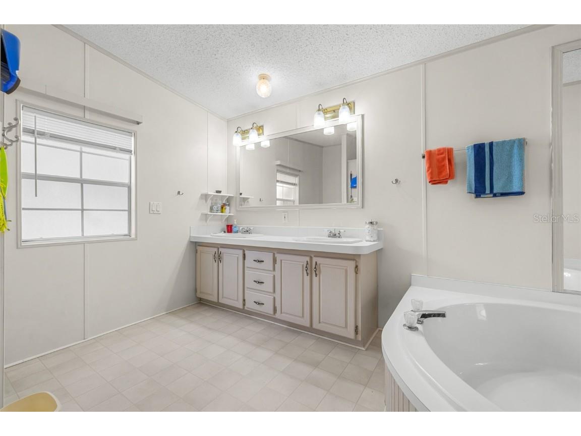 107 Fawn Court Davenport FL 33837 P4936004 image24