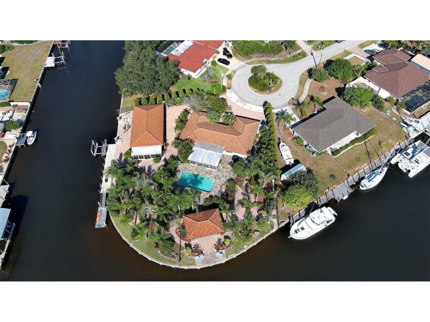 107 Free Court SE Port Charlotte FL 33952 - EDGEWATER LAKE N6141169 image1
