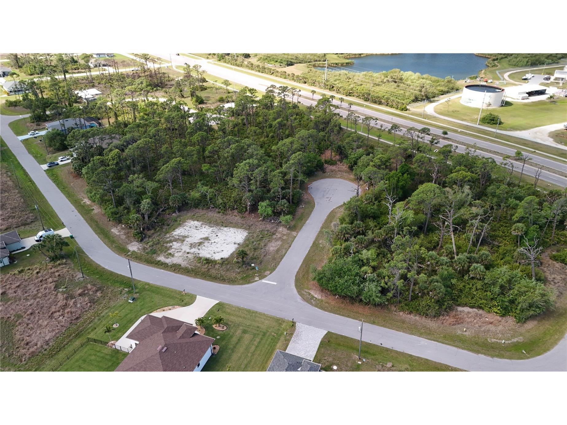 107 Hawk Drive Rotonda West FL 33947 D6146835 image8