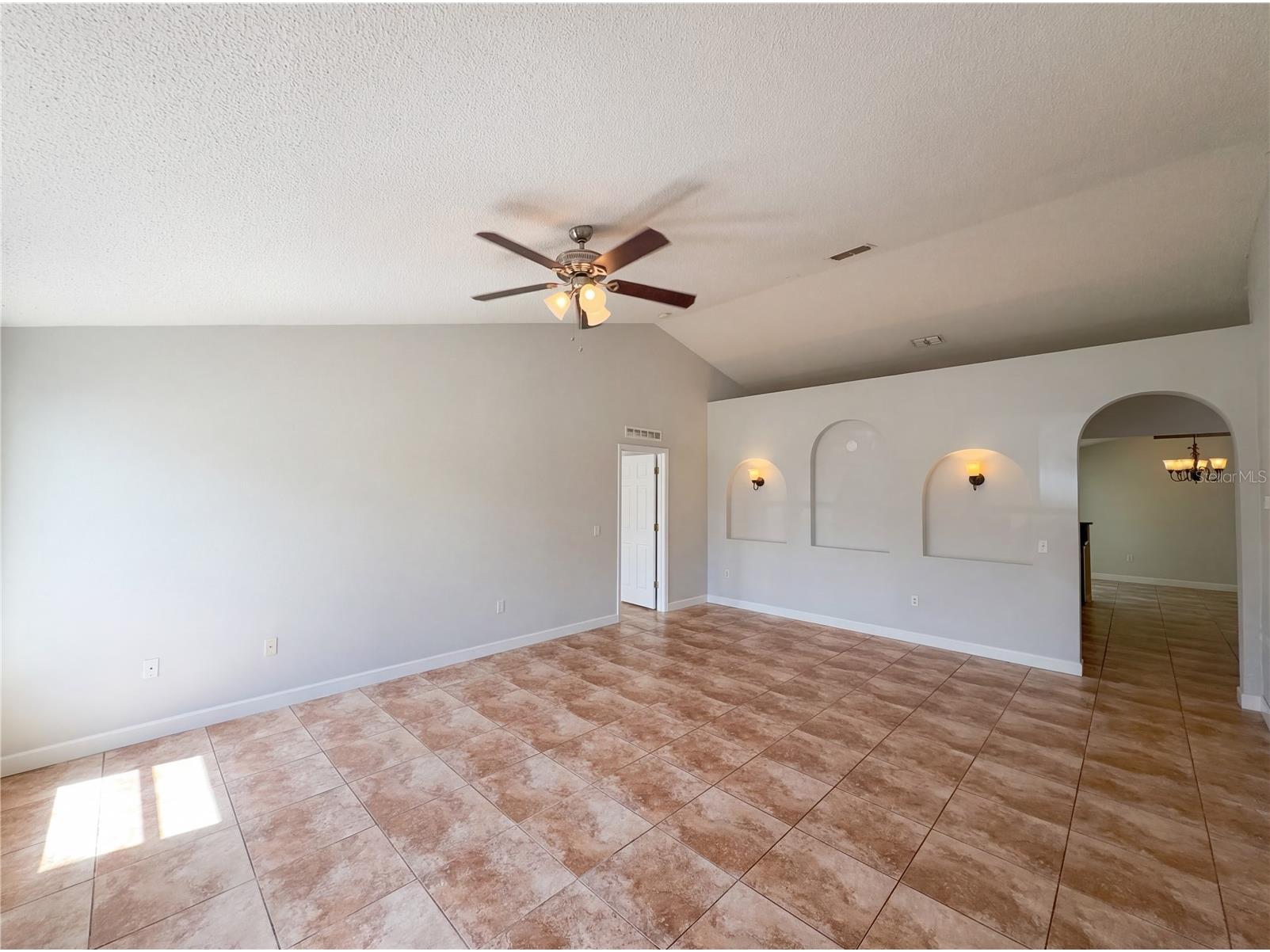 107 Herring Way Kissimmee FL 34759 O6390402 image3