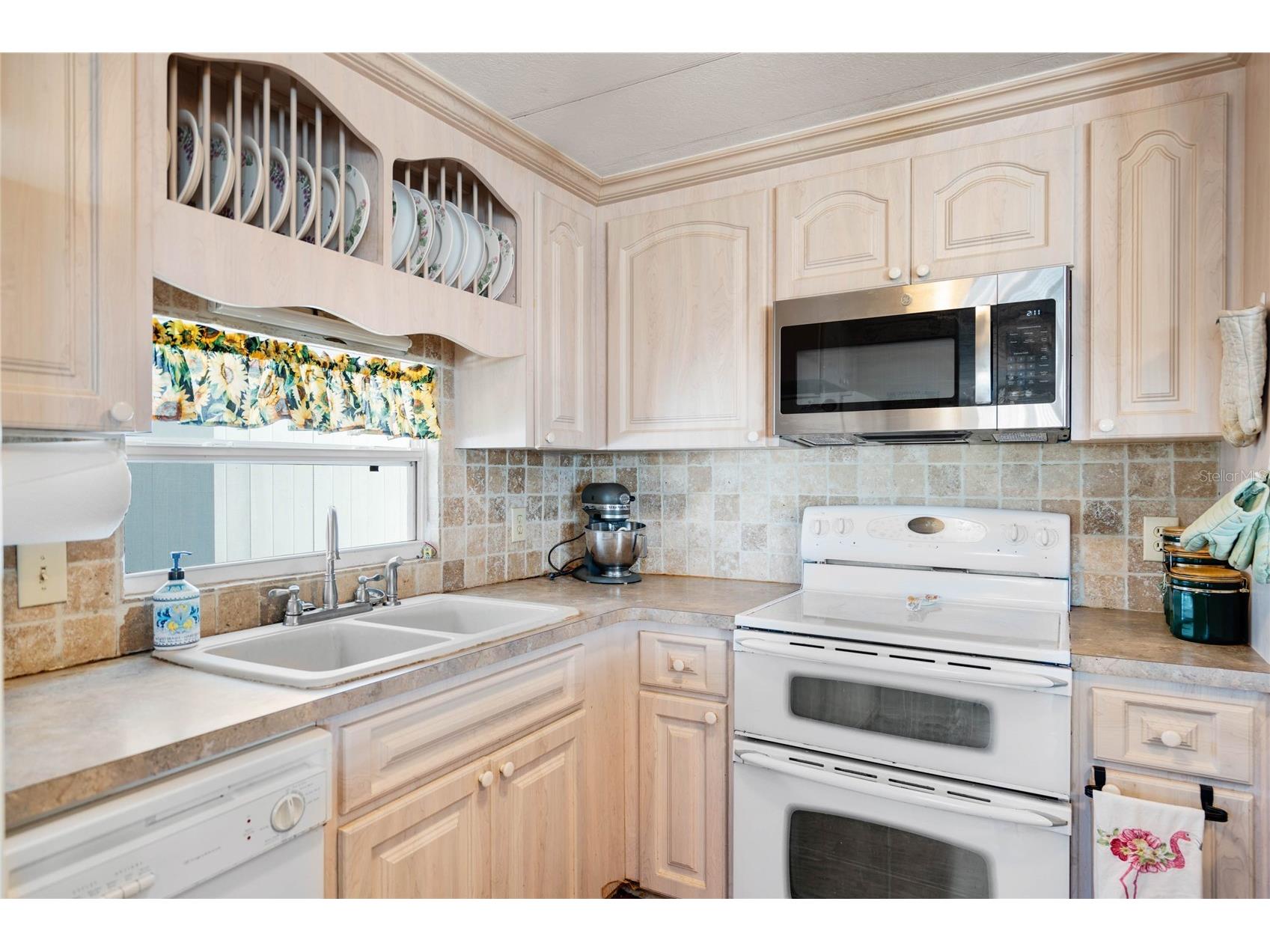 107 Holiday Lane Auburndale FL 33823 - LAKE ARIANA AND LAKE ARIETTA P4936568 image11