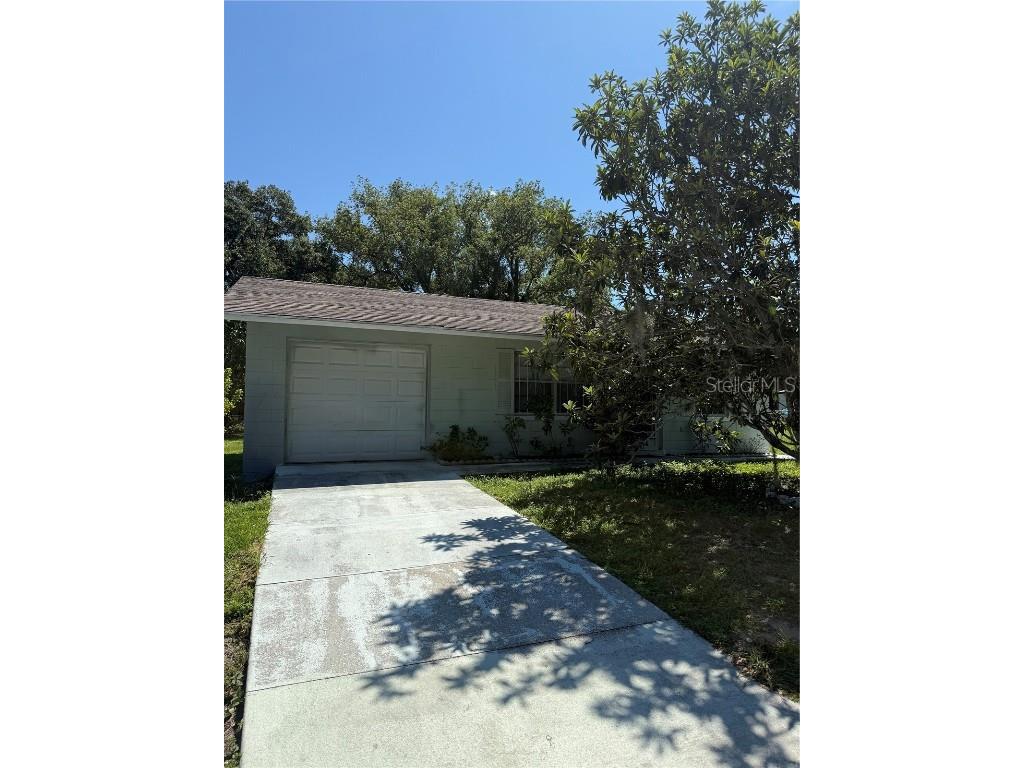 107 Kensington Street Eustis FL 32726 O6345066 image1