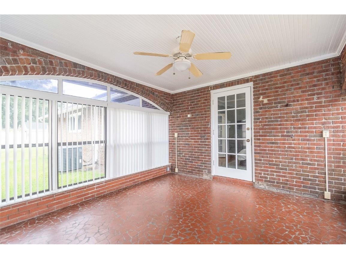 107 Lake Howard Drive NW Winter Haven FL 33880 - LAKE HOWARD L4957484 image21