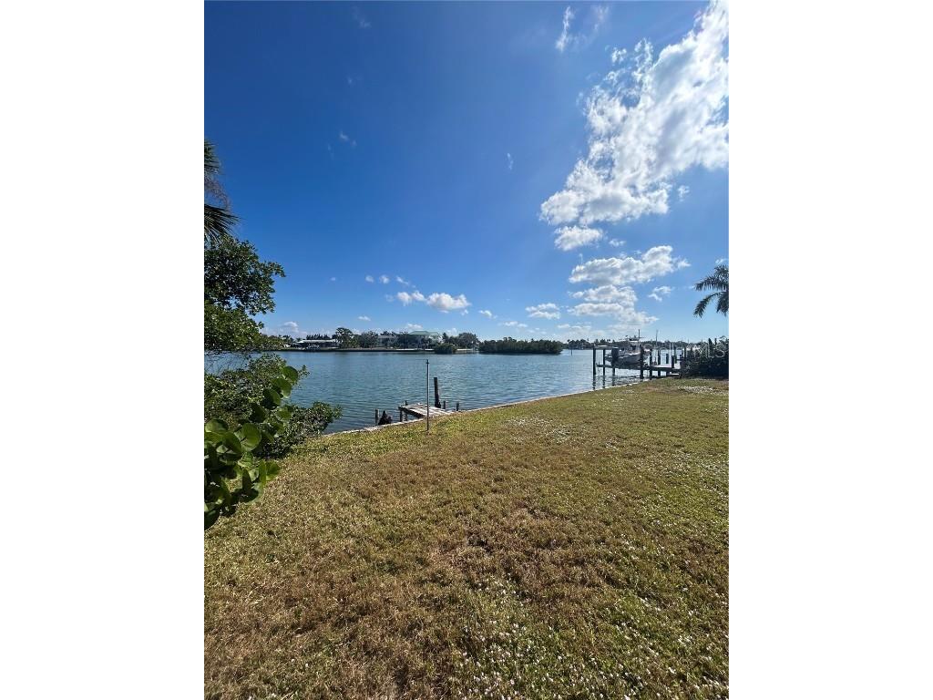 107 Louella Lane Nokomis FL 34275 - LYON'S BAY A4673347 image10