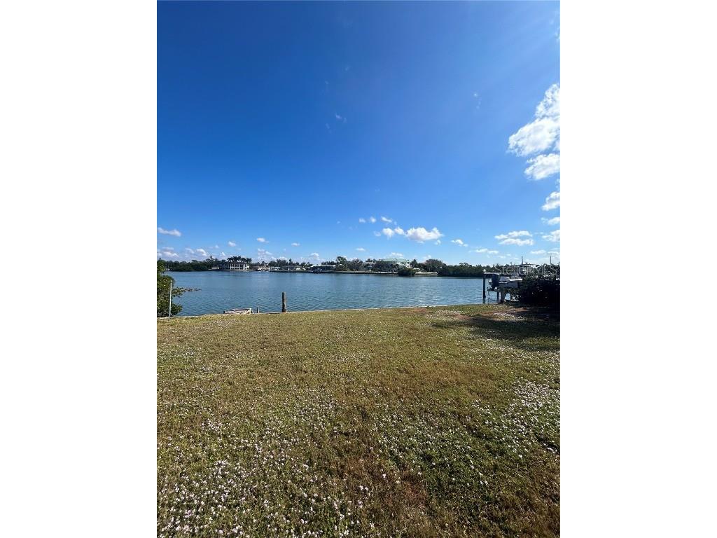 107 Louella Lane Nokomis FL 34275 - LYON'S BAY A4673347 image11