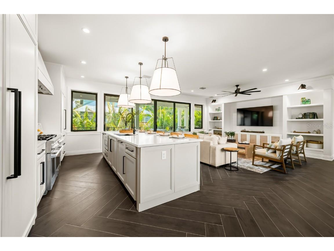 107 Maple Avenue Anna Maria FL 34216 TB8418423 image25