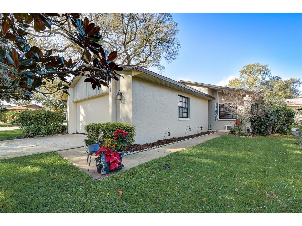 107 Mayfair Court #107 Sanford FL 32771 O6174942 image1