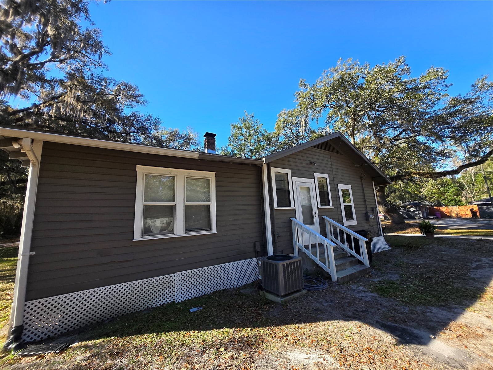 107 NE 15th Street Gainesville FL 32641 GC537876 image27