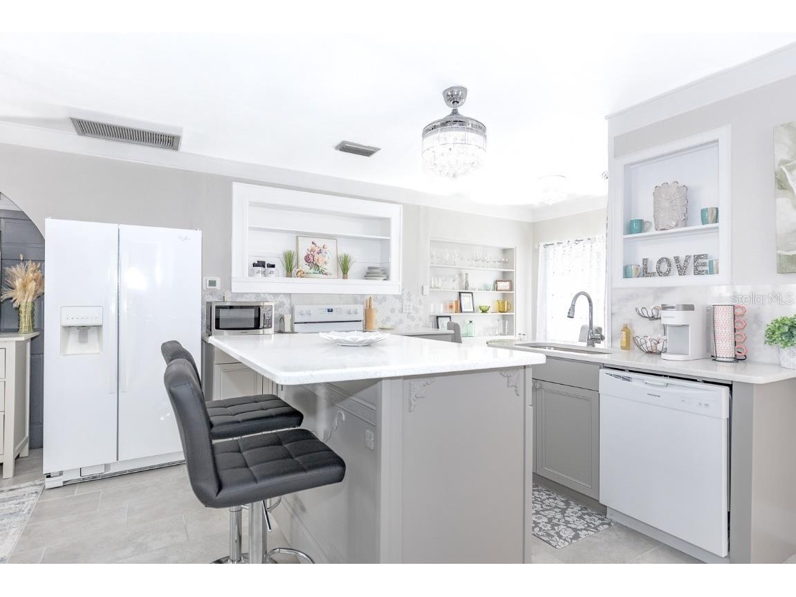 107 S Iona Drive #A Fruitland Park FL 34731 G5100224 image11