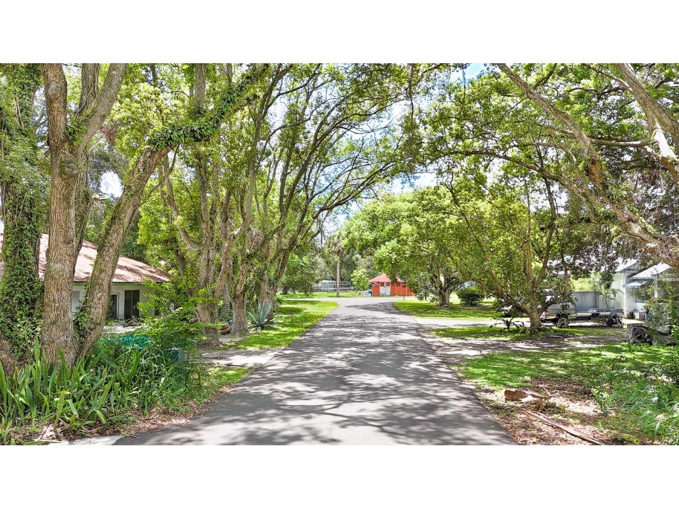 107 S Iona Drive #A Fruitland Park FL 34731 G5100224 image25
