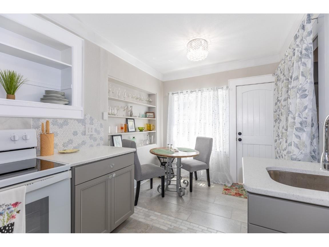 107 S Iona Drive #A Fruitland Park FL 34731 G5100224 image5