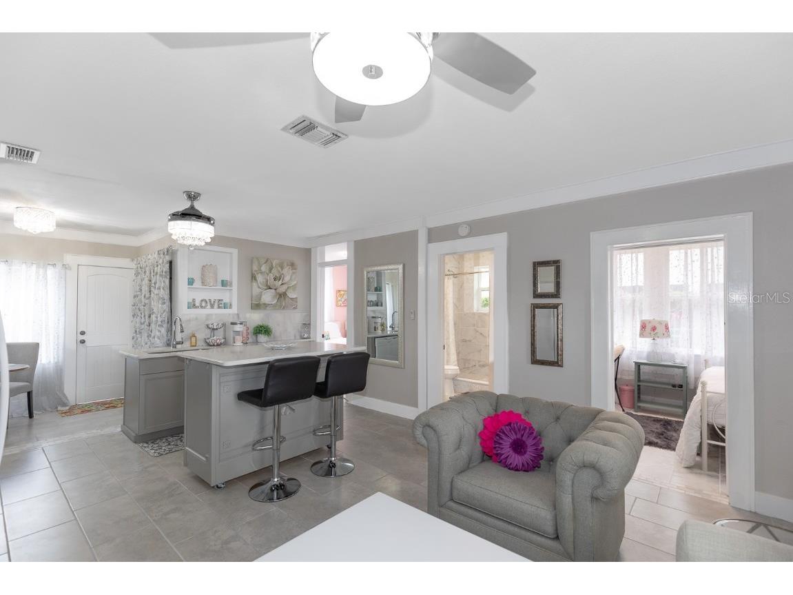 107 S Iona Drive #A Fruitland Park FL 34731 G5100224 image7