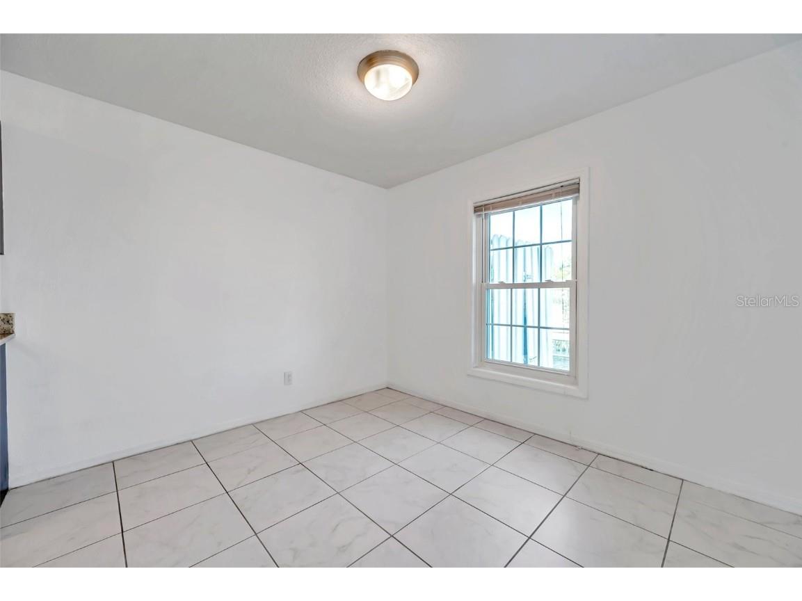 107 Seahorse Drive SE #A Saint Petersburg FL 33705 TB8339473 image10