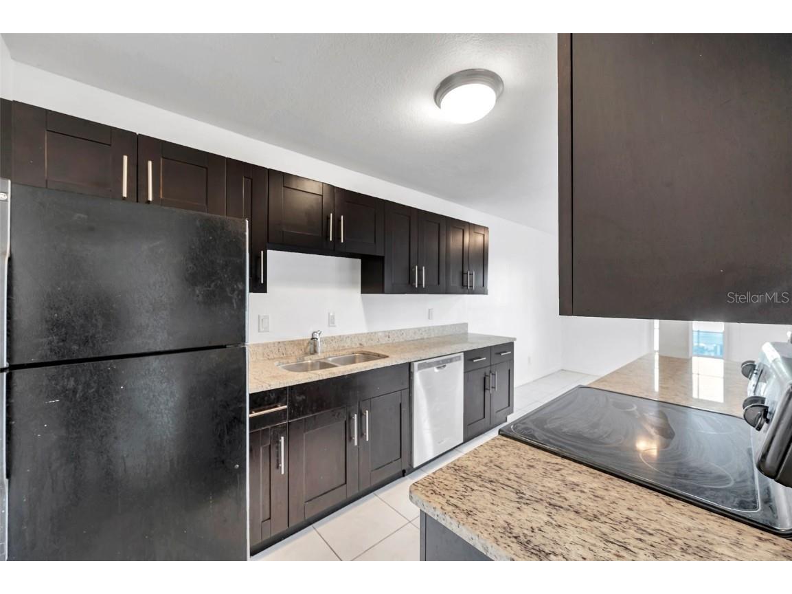 107 Seahorse Drive SE #A Saint Petersburg FL 33705 TB8339473 image13