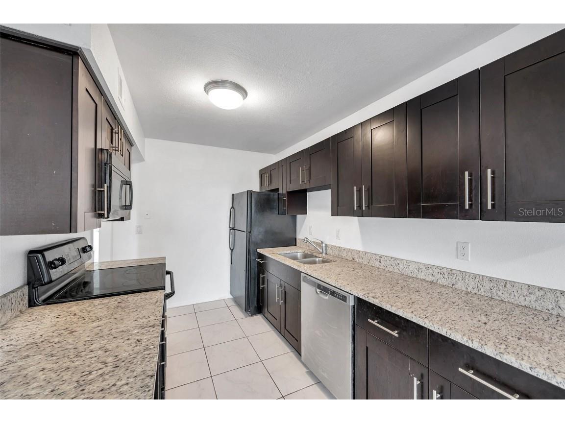 107 Seahorse Drive SE #A Saint Petersburg FL 33705 TB8339473 image14