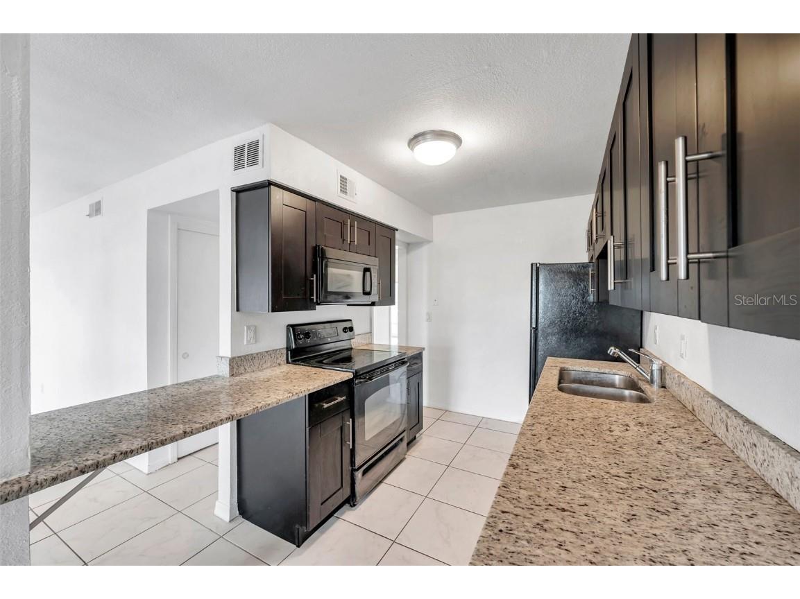 107 Seahorse Drive SE #A Saint Petersburg FL 33705 TB8339473 image15