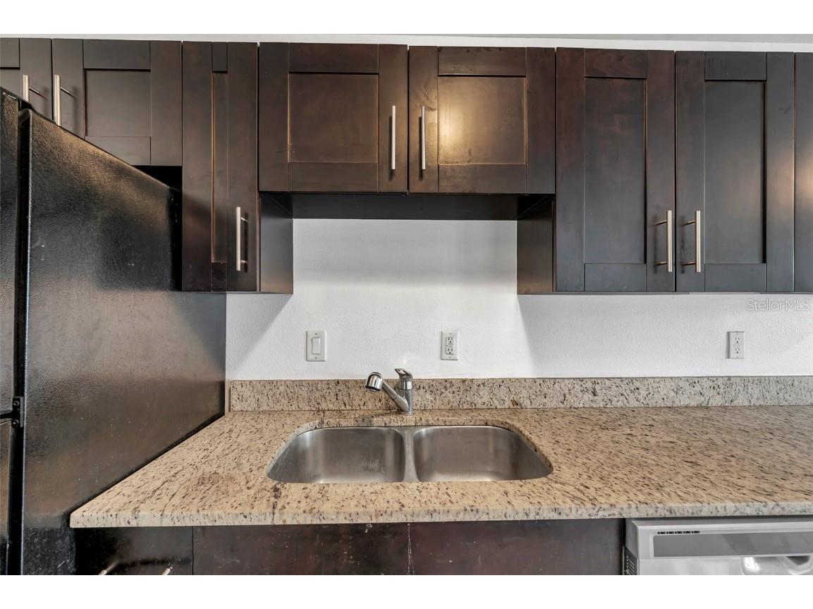 107 Seahorse Drive SE #A Saint Petersburg FL 33705 TB8339473 image16