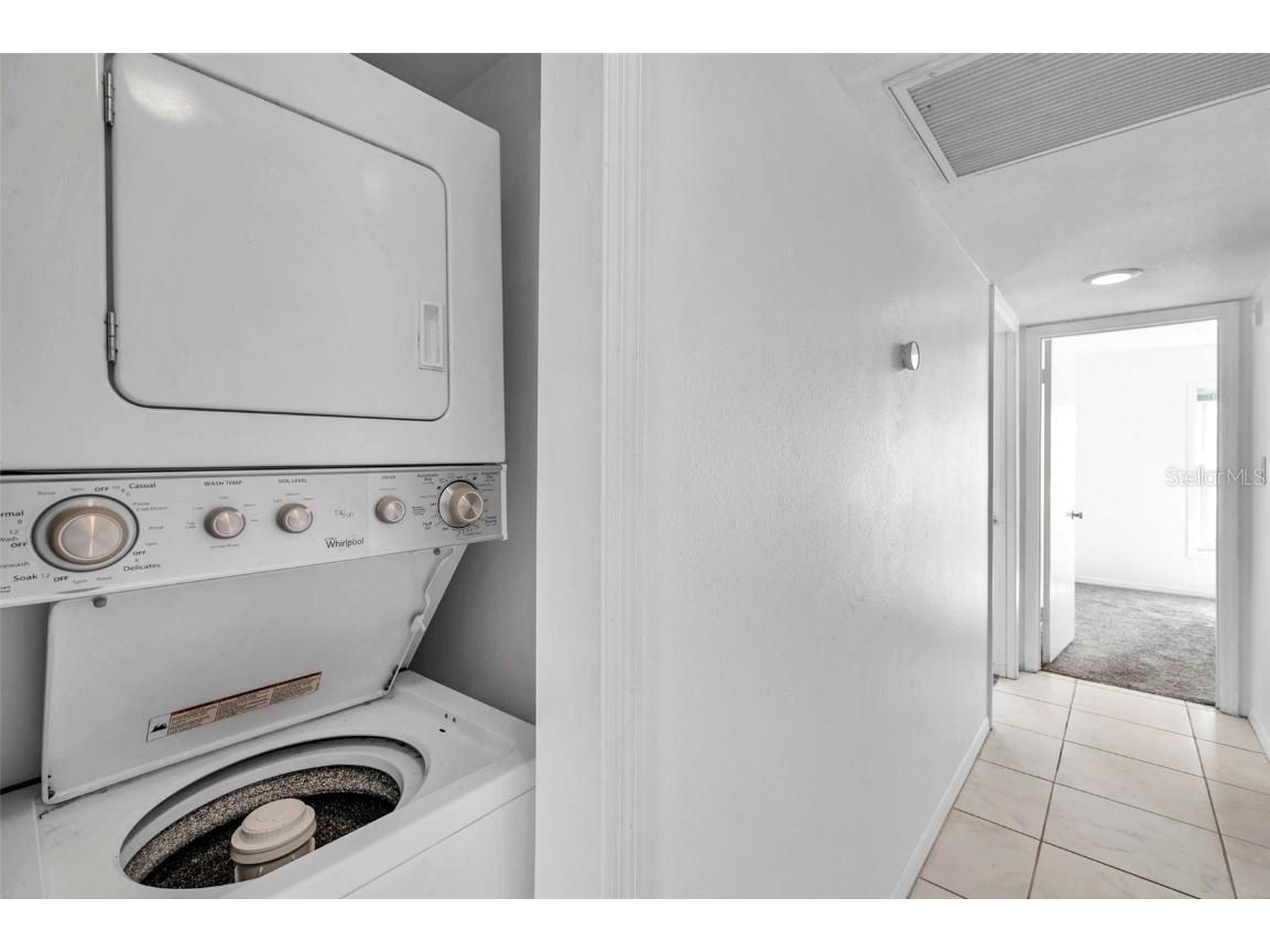 107 Seahorse Drive SE #A Saint Petersburg FL 33705 TB8339473 image17