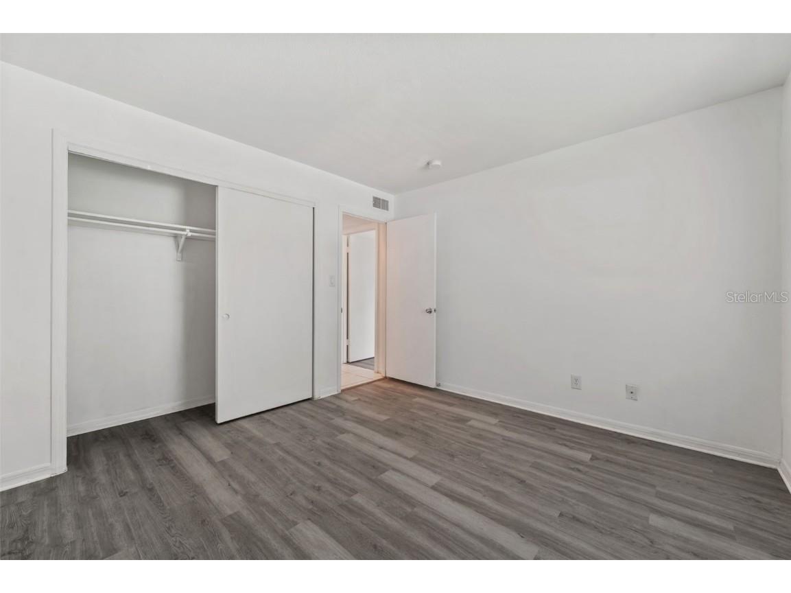 107 Seahorse Drive SE #A Saint Petersburg FL 33705 TB8339473 image22