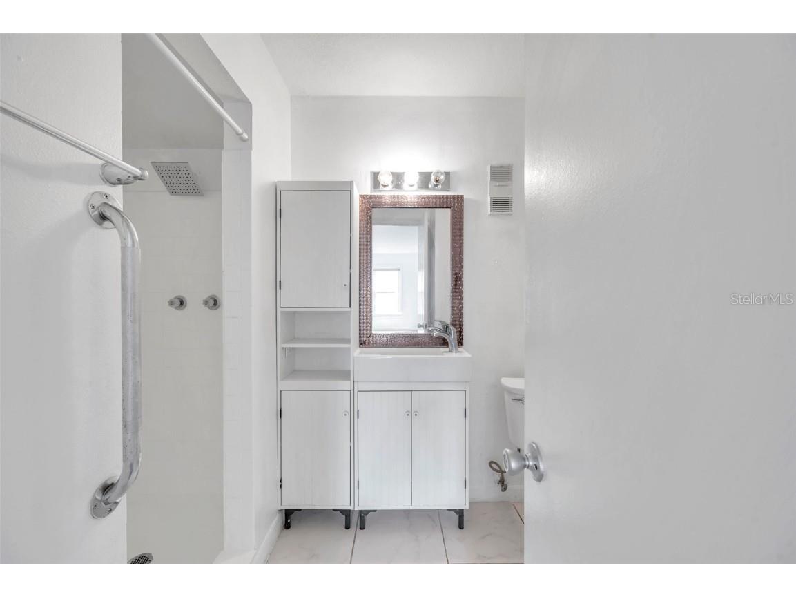 107 Seahorse Drive SE #A Saint Petersburg FL 33705 TB8339473 image33