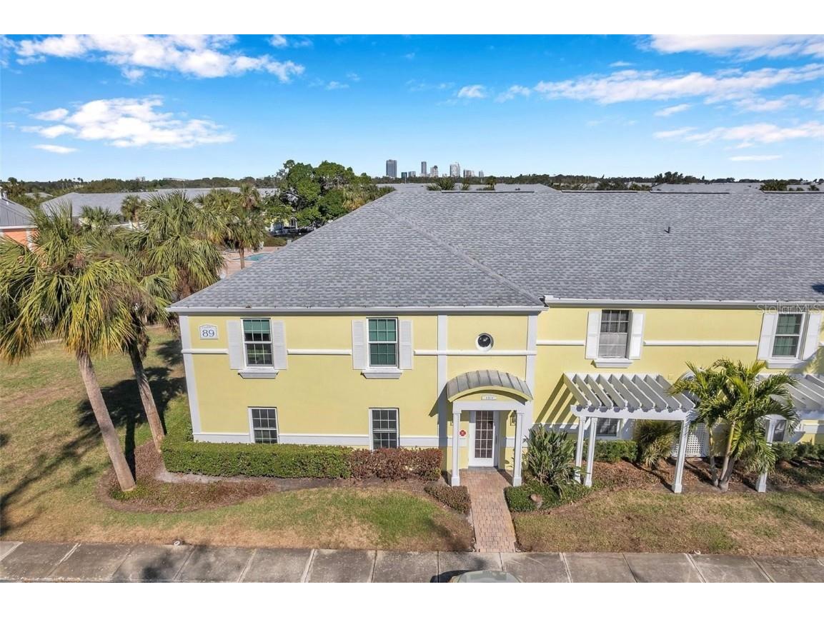 107 Seahorse Drive SE #A Saint Petersburg FL 33705 TB8406742 image1