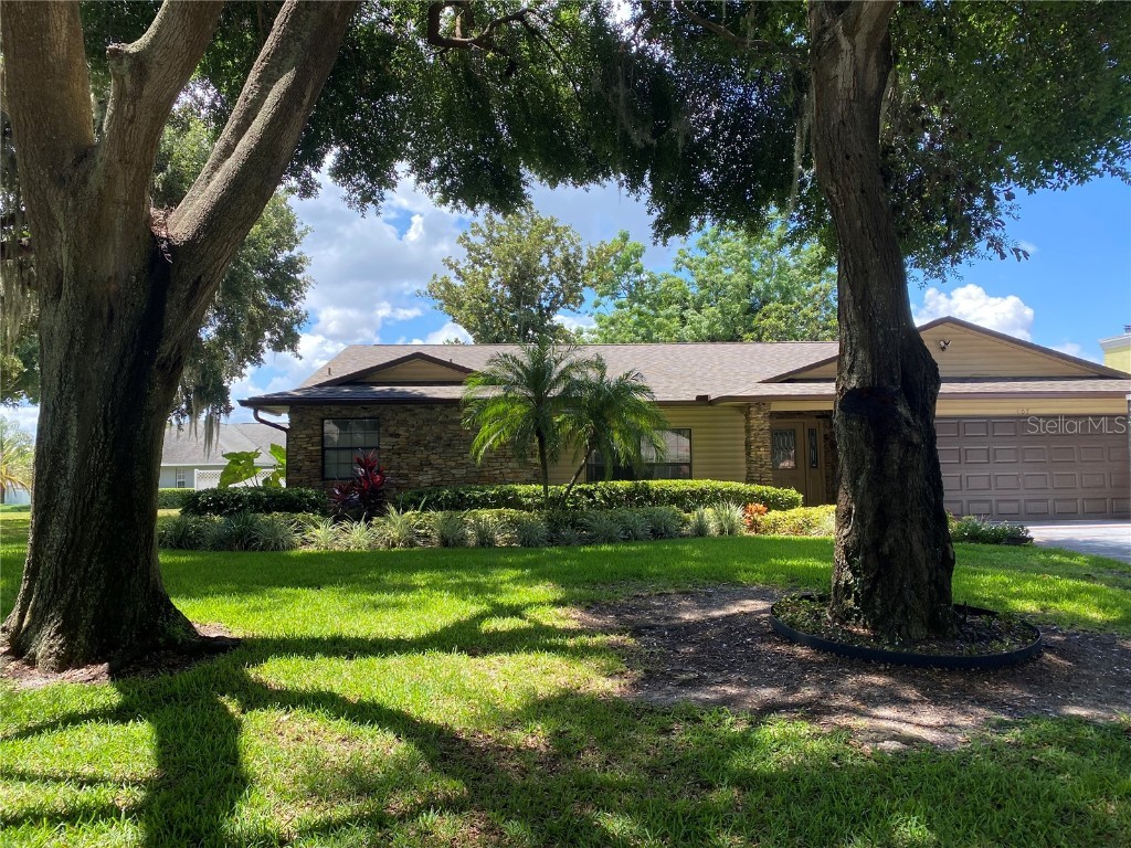 107 Shorewood Court Tavares FL 32778 G5083501 image1