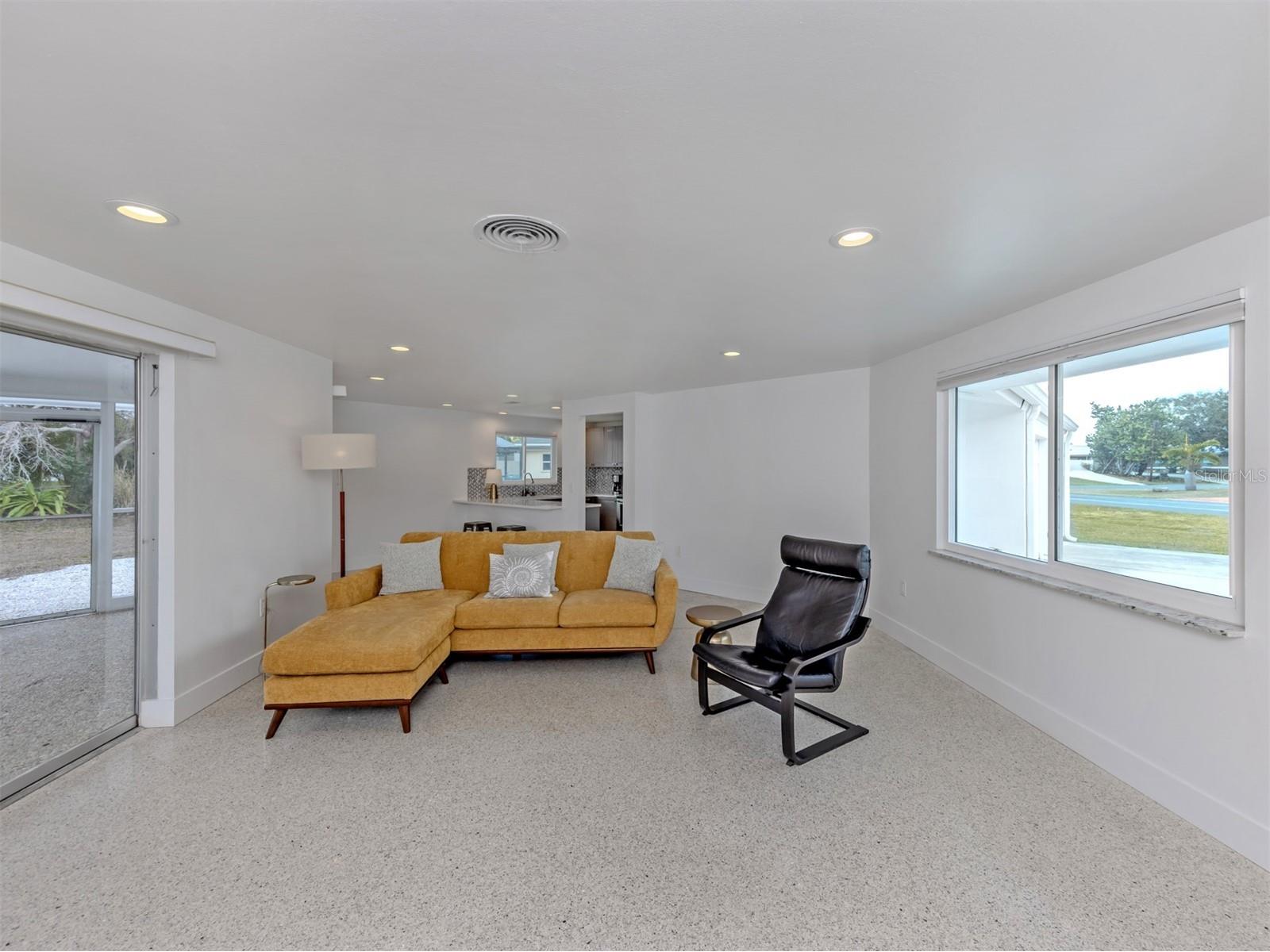 107 Sorrento Drive Osprey FL 34229 N6143210 image5