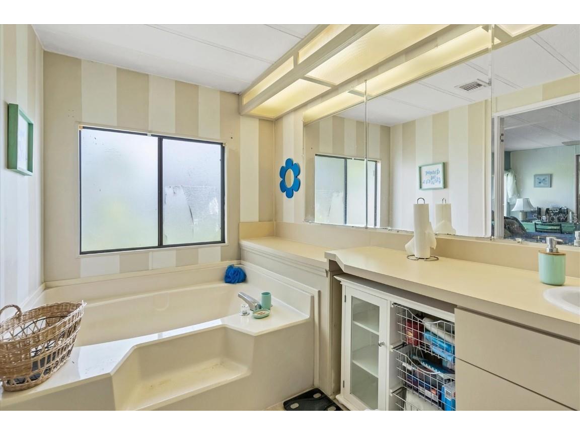 107 Tahitian Way North Port FL 34287 N6133947 image21