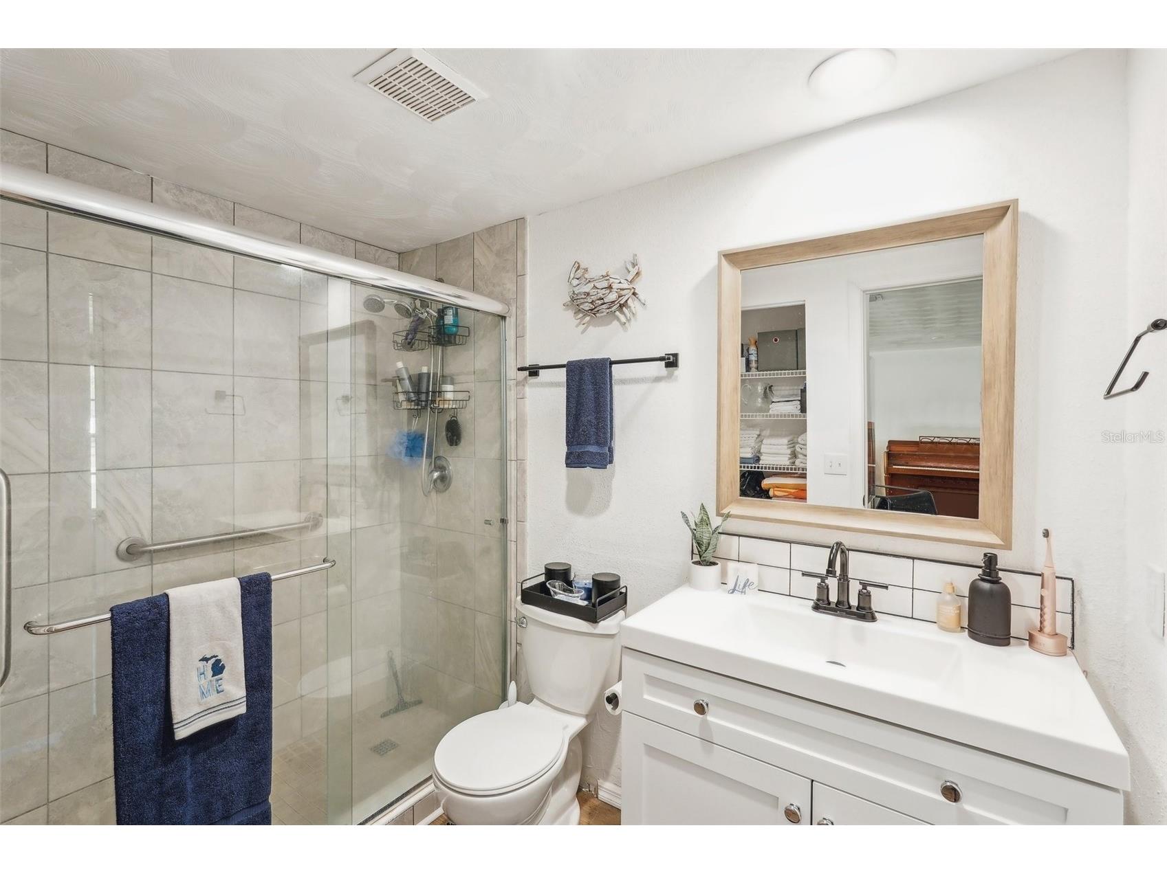 107 Temple Road Venice FL 34293 A4698592 image9