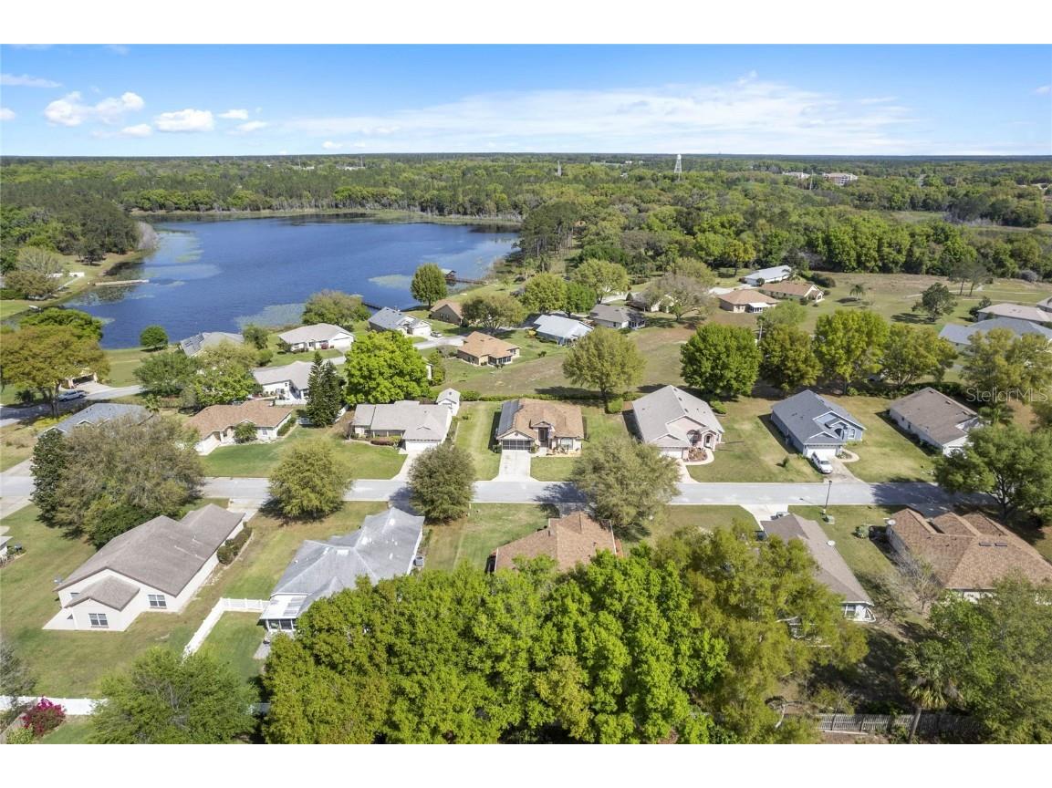 107 Twin Lake Circle, Umatilla, FL, 32784 MLS G5079396 Edina Realty