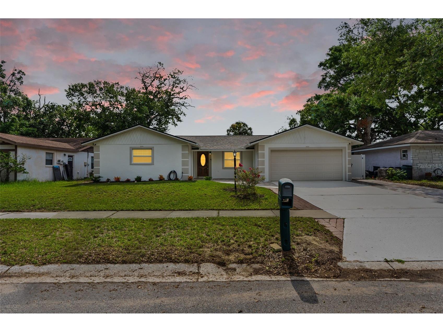 107 Valley Circle Brandon FL 33510 A4659725 image1