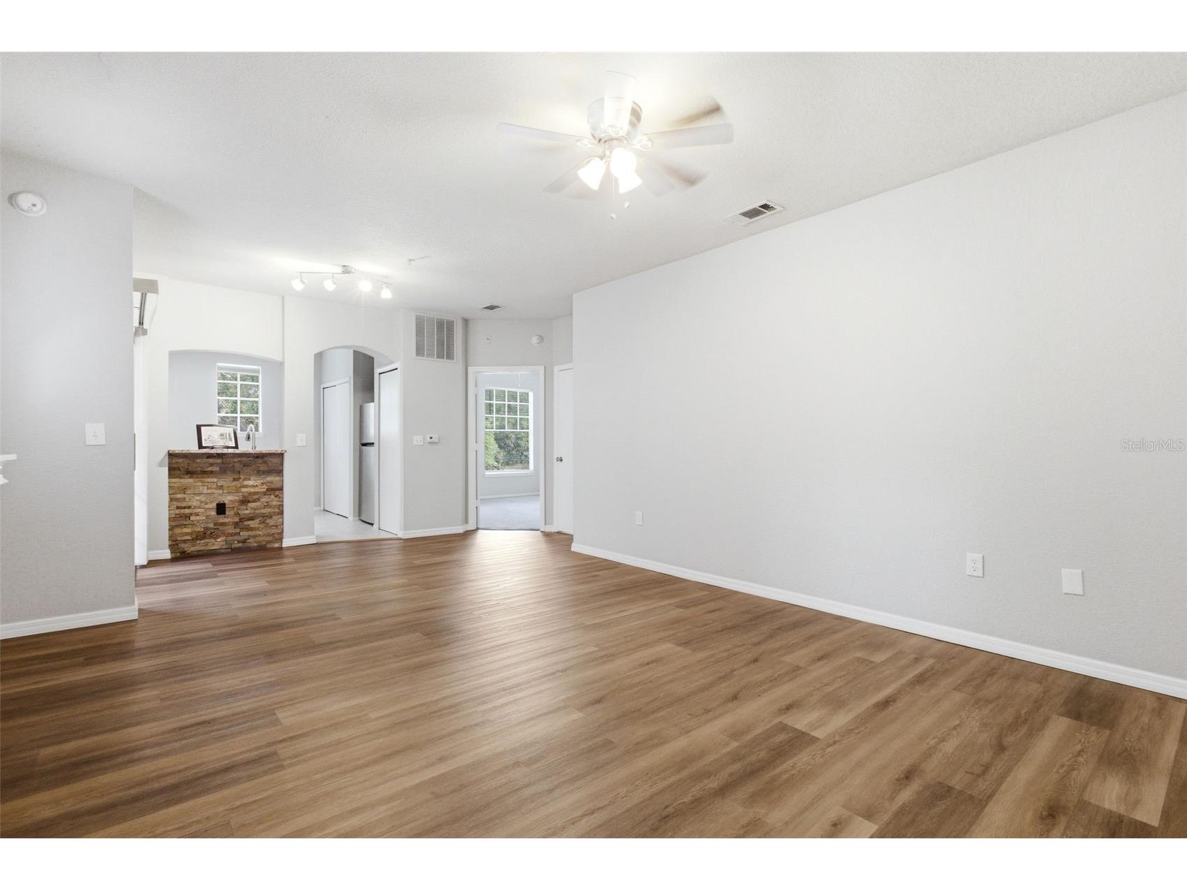 107 Vista Verdi Circle #213 Lake Mary FL 32746 O6409348 image4