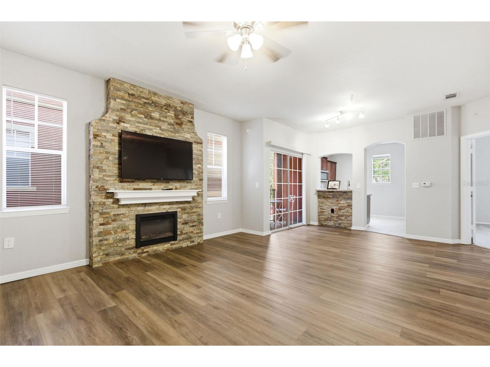107 Vista Verdi Circle #213 Lake Mary FL 32746 O6409348 image6