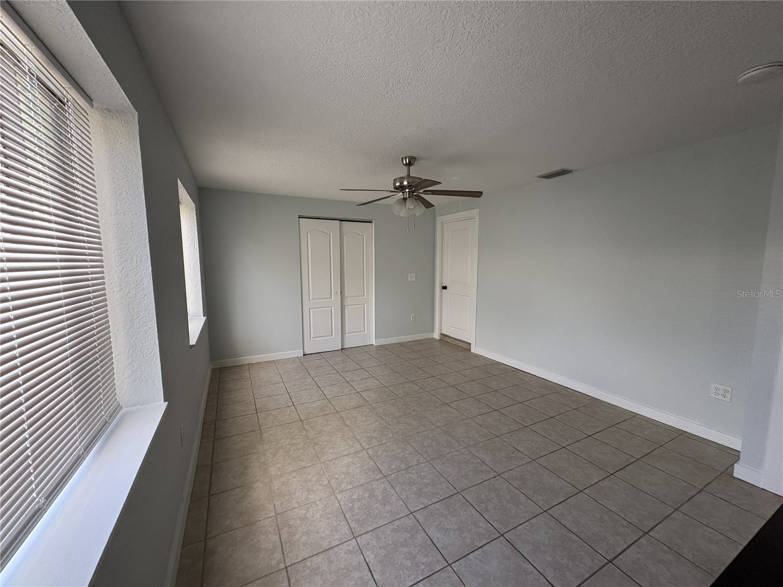 107 W Golf Links Avenue Eustis FL 32726 O6404044 image5