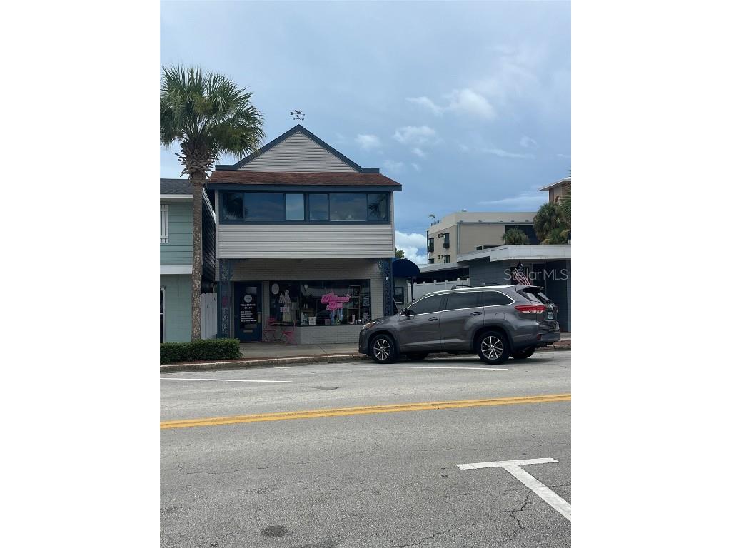 107 W Main Street Tavares FL 32778 G5101552 image2