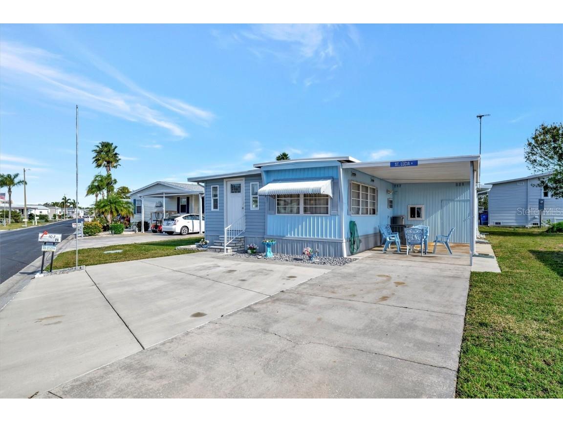 107 W Saint Lucia Loop Apollo Beach FL 33572 TB8336708 image1