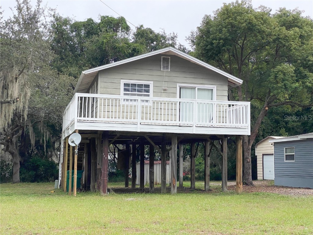 107 W Stevens Avenue Eustis FL 32726 O6228382 image1