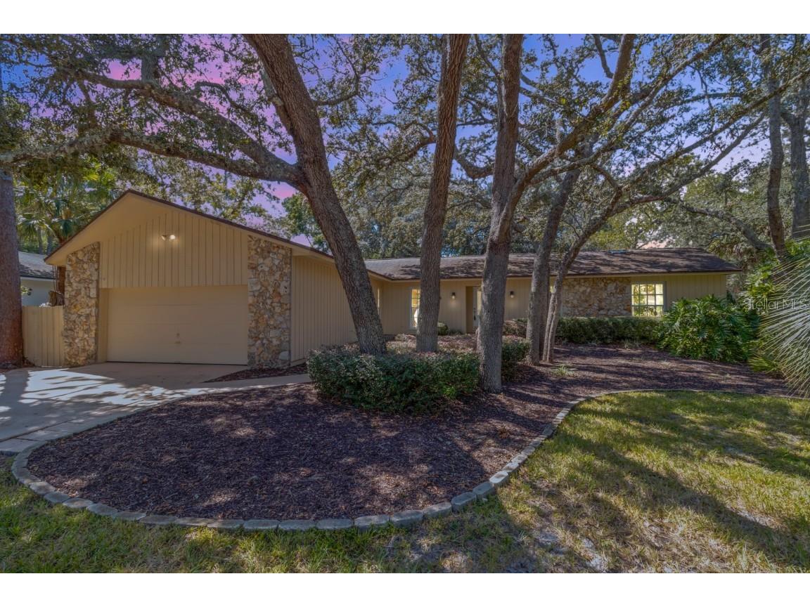 107 Wayland Circle Longwood FL 32779 - LAKE BRANTLEY AND WEKIVA RIVER O6310028 image1