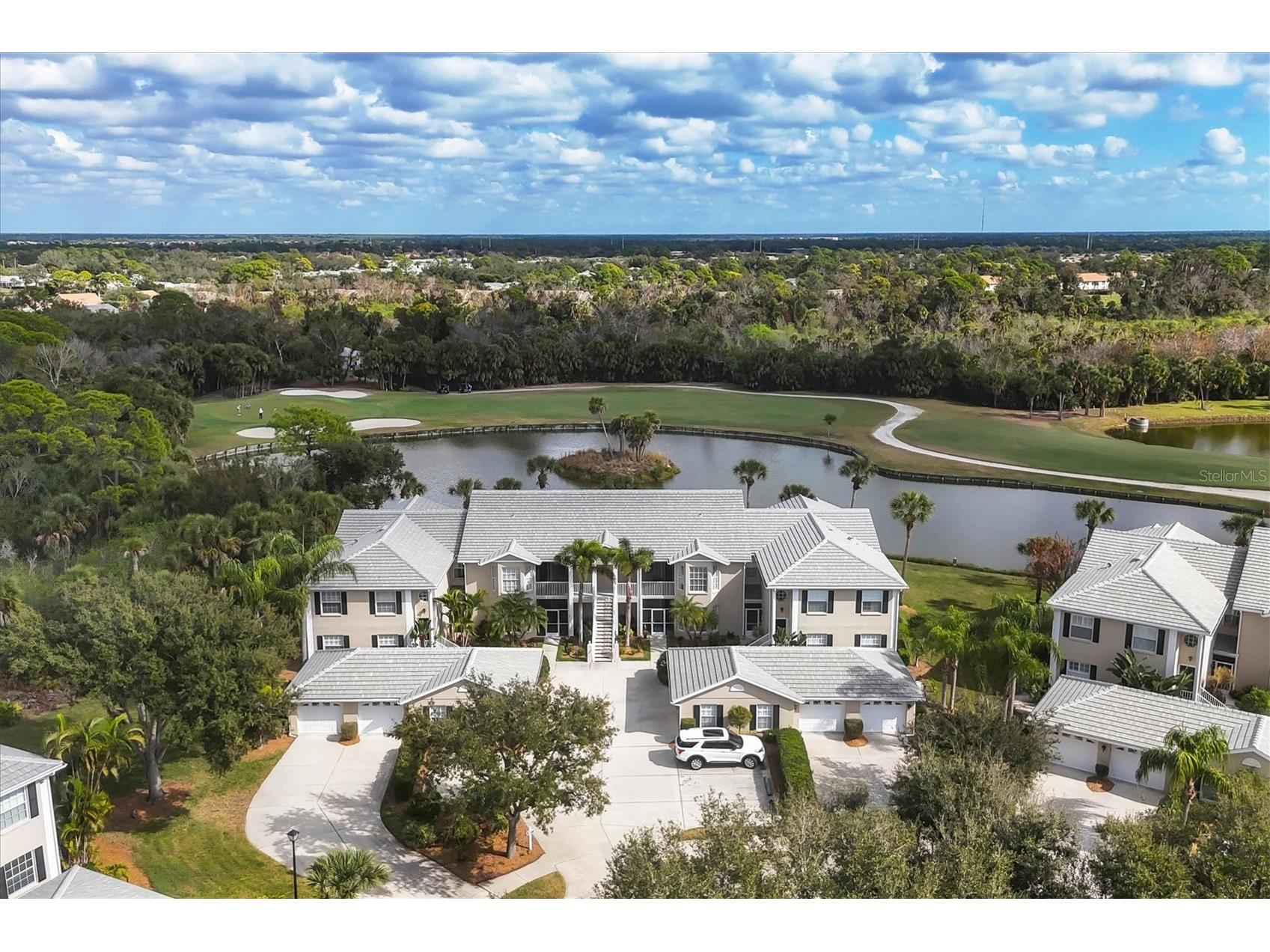 107 Woodbridge Drive #102 Venice FL 34293 N6141906 image1