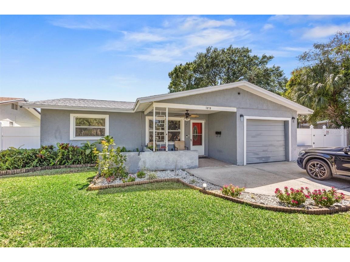 1070 55th Avenue S Saint Petersburg FL 33705 A4567442 image1