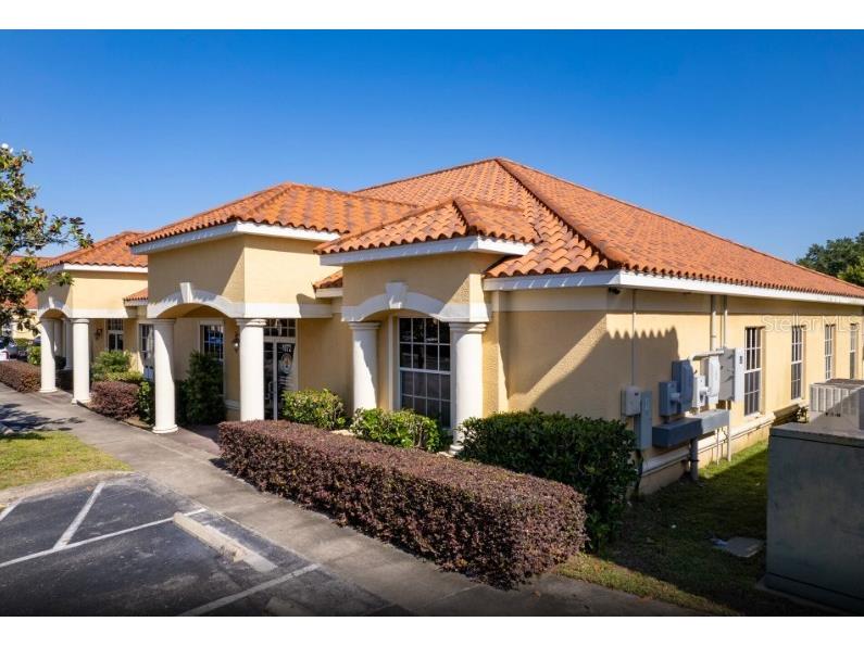 1070 E Brandon Boulevard Brandon FL 33511 TB8480853 image1