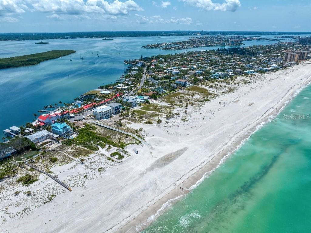 1070 Eldorado Avenue Clearwater Beach FL 33767 TB8383297 image20