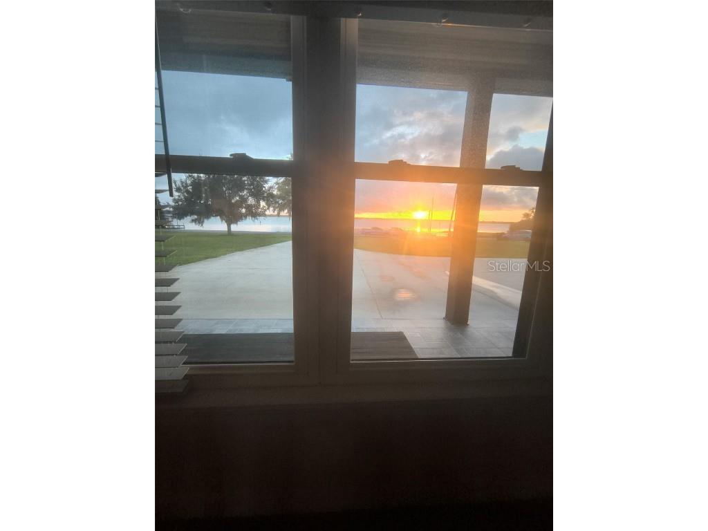 1070 Lake Ariana Boulevard Auburndale FL 33823 - LAKE ARIANA AND LAKE HART B4902080 image4