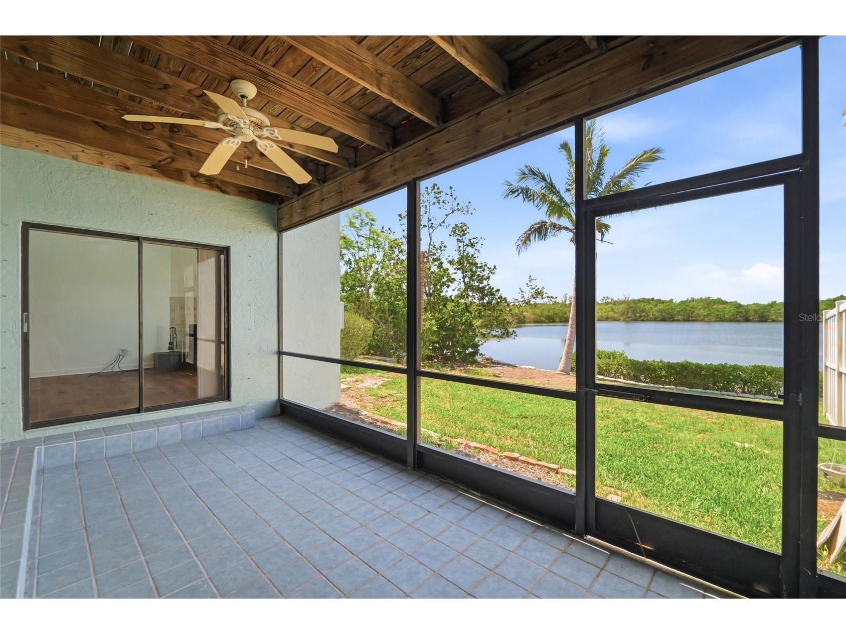 1070 Sanabel Court NE Saint Petersburg FL 33702 - RIVIERA BAY TB8509601 image14